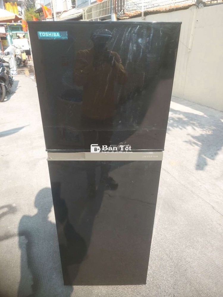 Tủ lạnh Toshiba Inverter 230 lít - Còn như mới!