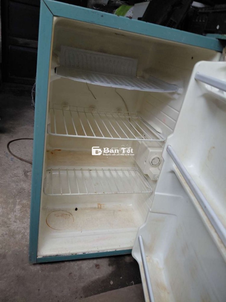 Bn tủ zin đét xài ok