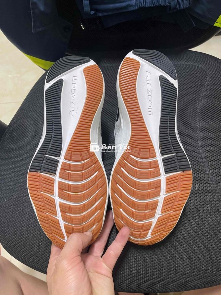 giày Nike thể thao
