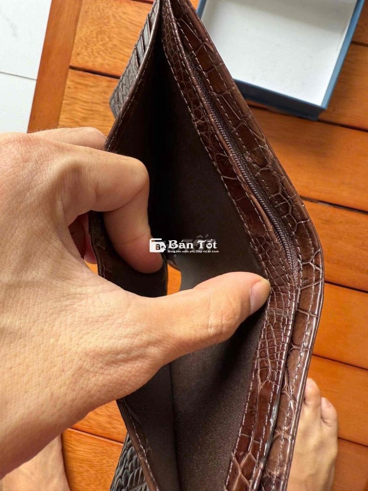 Ví Da Cá Sấu Cao Cấp - Giá Hời!