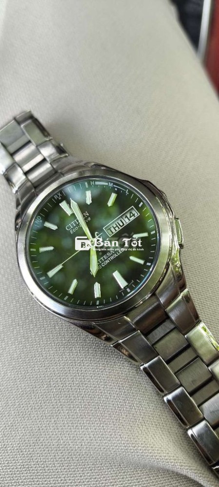 Pass Đồng hồ Citizen pin năng lượng ánh sáng