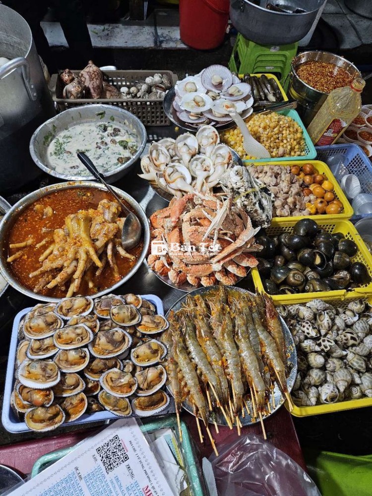 Tuyển Rửa Chén & Phụ Tạp Vụ Quán Ốc