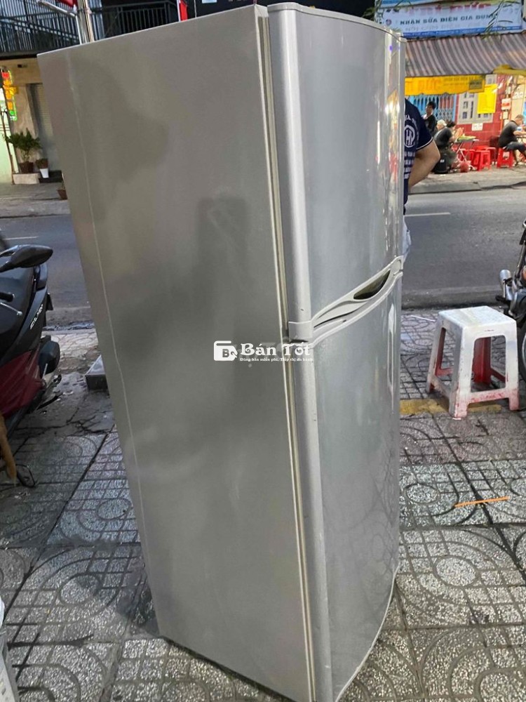 Tủ lạnh SHARP 200L - Giá rẻ - Vận chuyển miễn phí