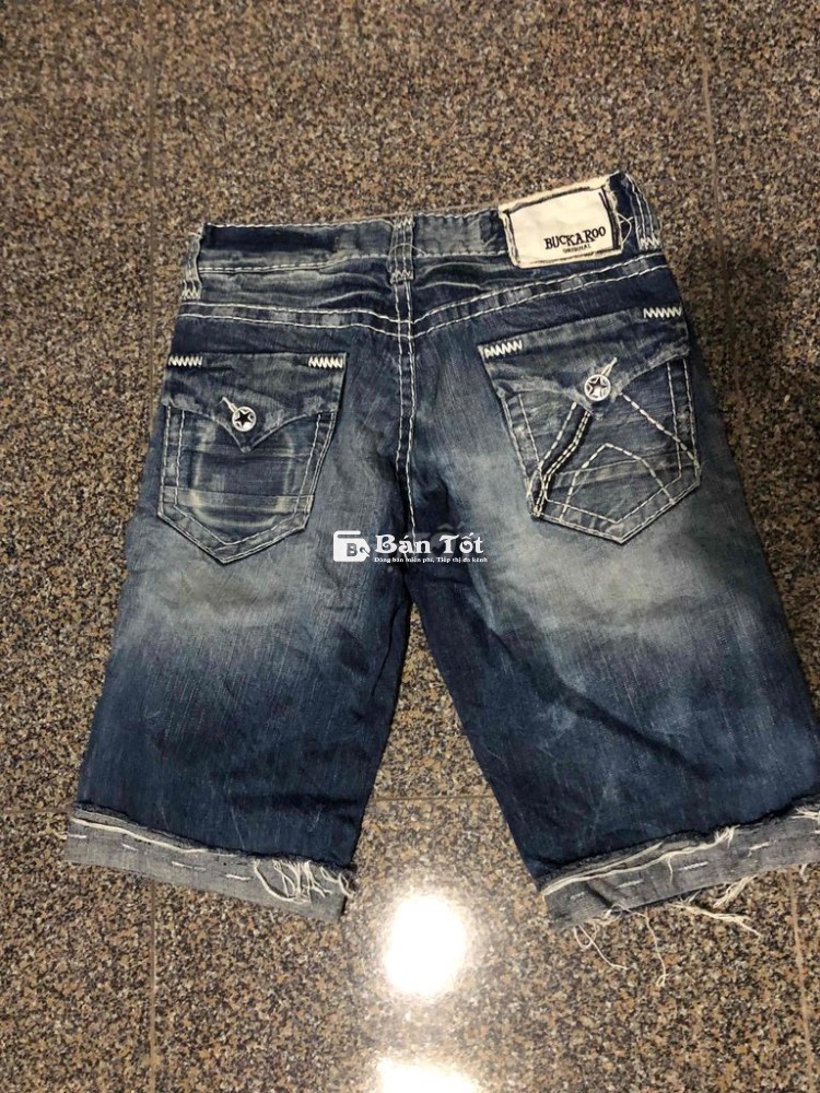 một em short jeans hiệu buckaroo size 31 ok