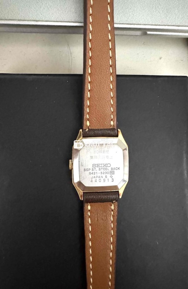 Đồng hồ Seiko form Tank nữ -  Vintage thanh lịch