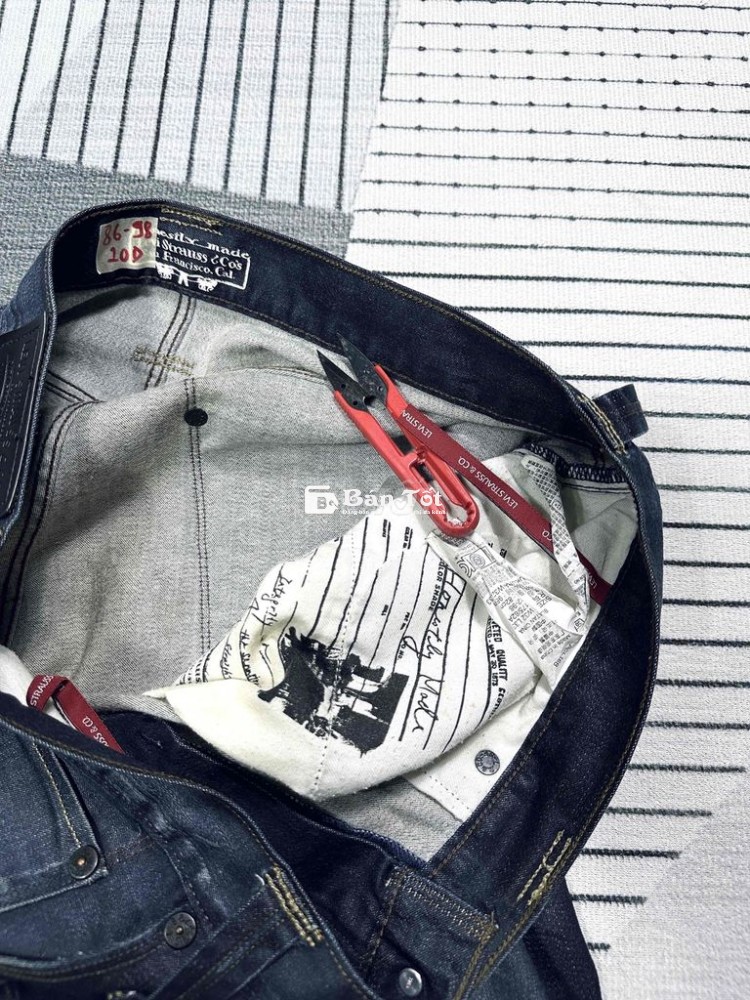 jean Levis chính hãng size 33