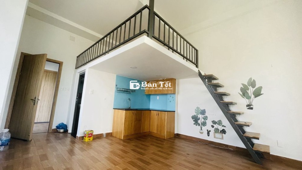 PHÒNG NGAY NGÃ 4 THỦ ĐỨC, CÓ GÁC, BAN CÔNG, 40 TÂN LẬP 2, 30M2