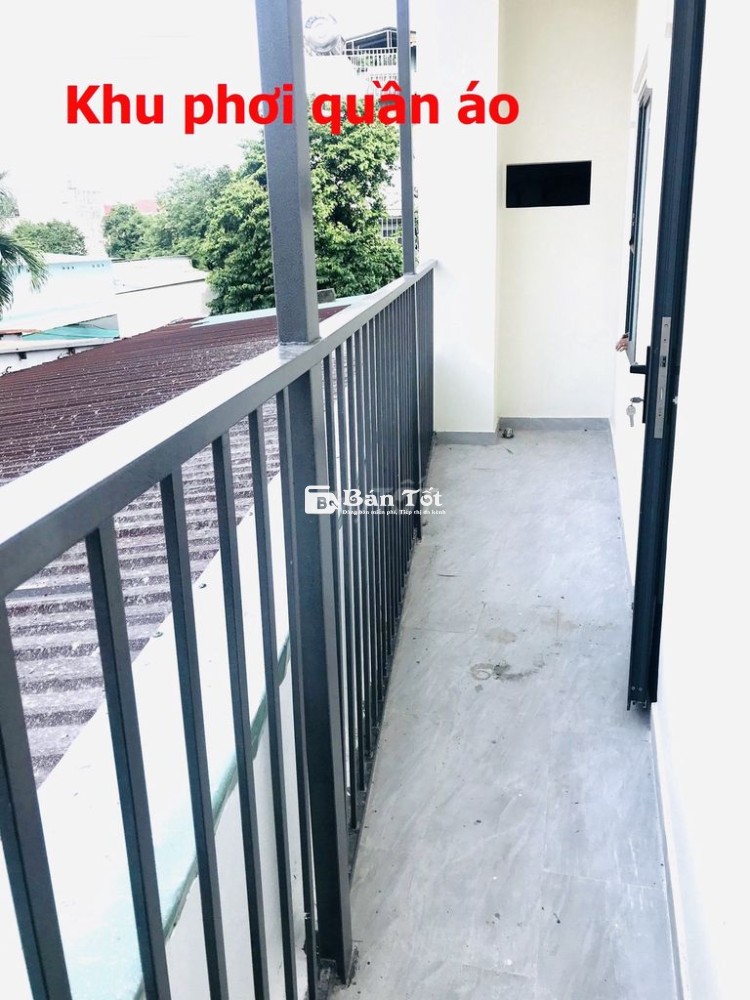 PHÒNG NGAY NGÃ 4 THỦ ĐỨC, CÓ GÁC, BAN CÔNG, 40 TÂN LẬP 2, 30M2
