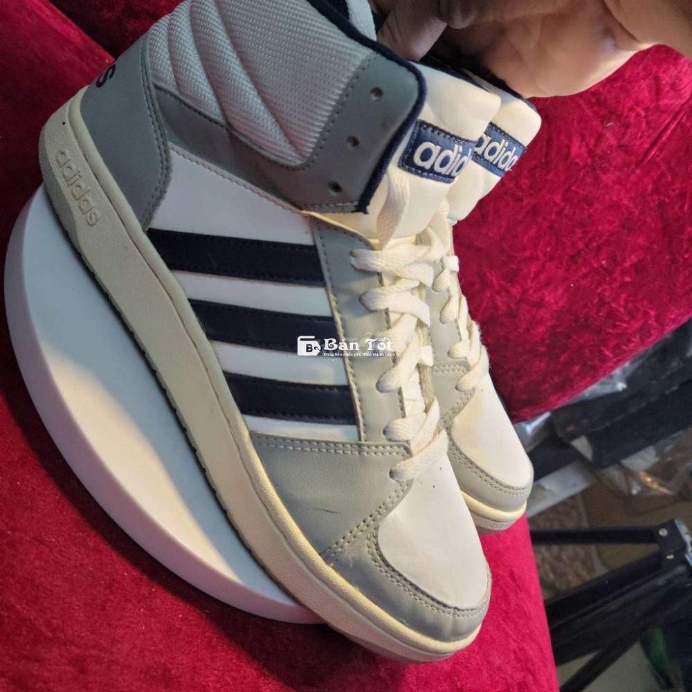 Giày Adi cao cổ size 40 - Chính hãng, như mới!