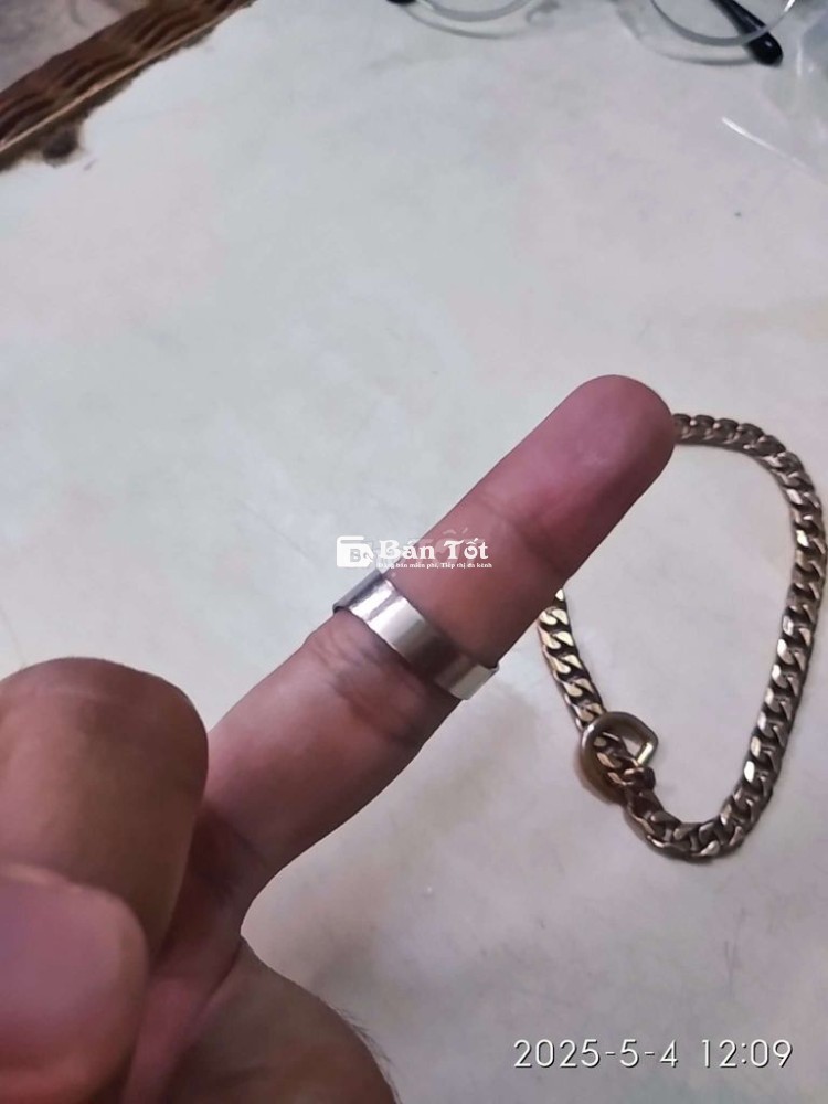 Combo Nhẫn Ngôi Sao & Dây Xích Túi - Giá Hấp Dẫn!