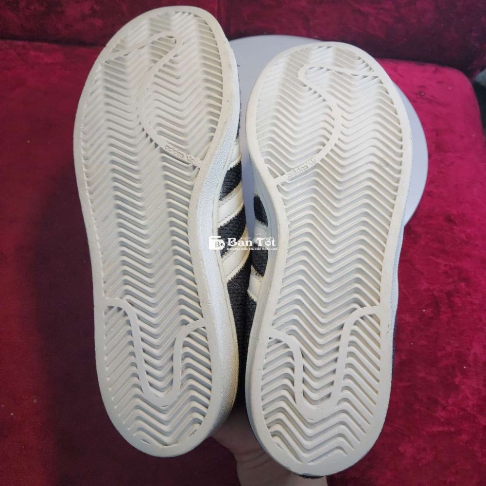 Giày adi sò size 40