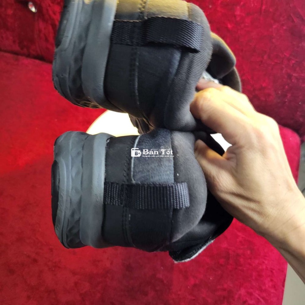 Giày lười hiệu mizuno size 42.5