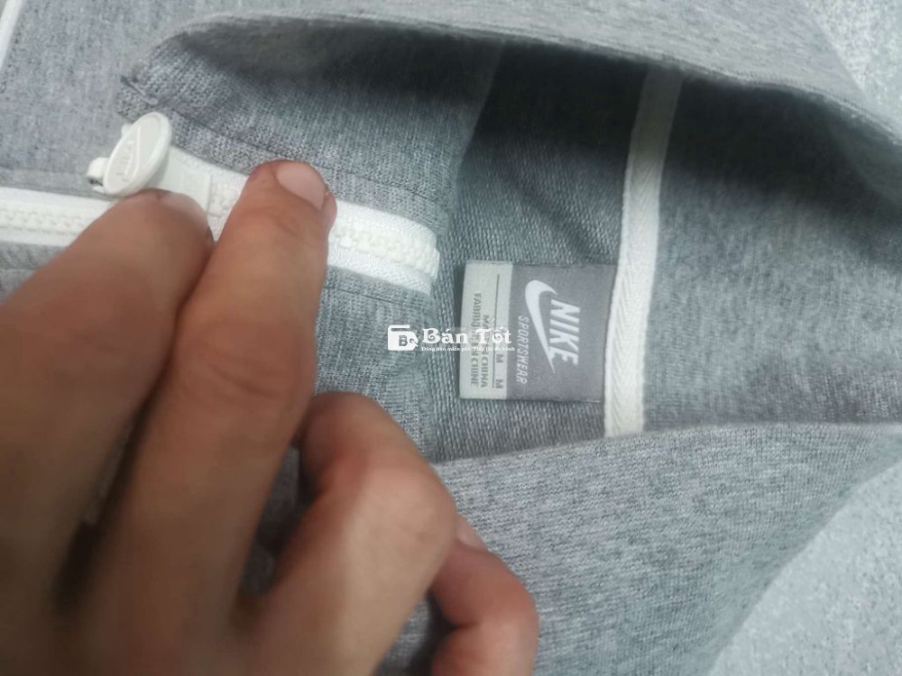 Áo khoác nỉ Nike U.SMadeSportWearVin00s form M