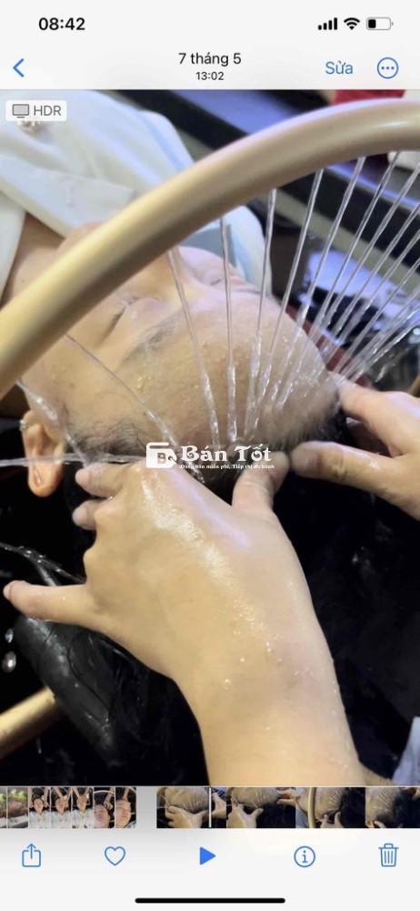 Thợ Phụ tóc Nũ