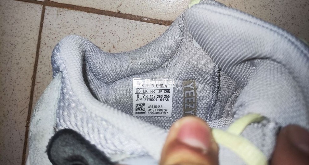 Adidas Yeezy 700 size 41.5 ; 41