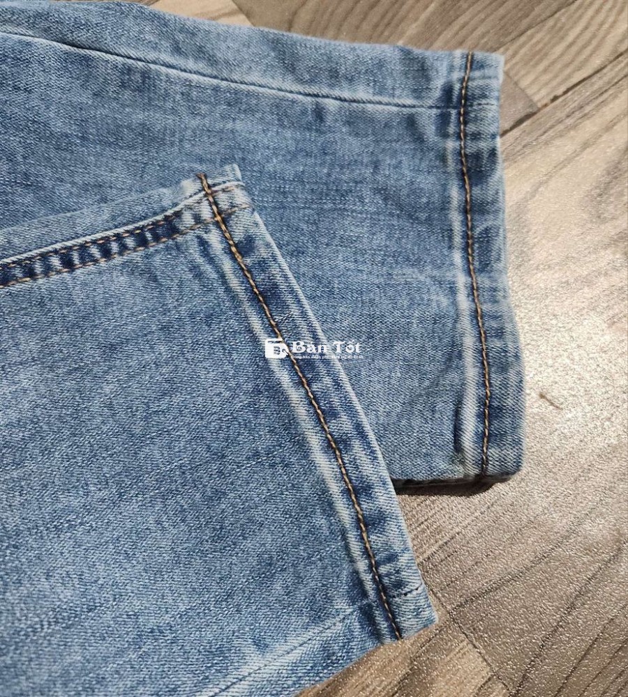 Jeans hiệu blue skinny (size 30)