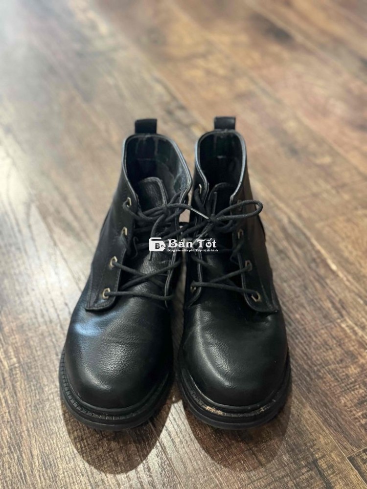 Pass giày boot đen size 37