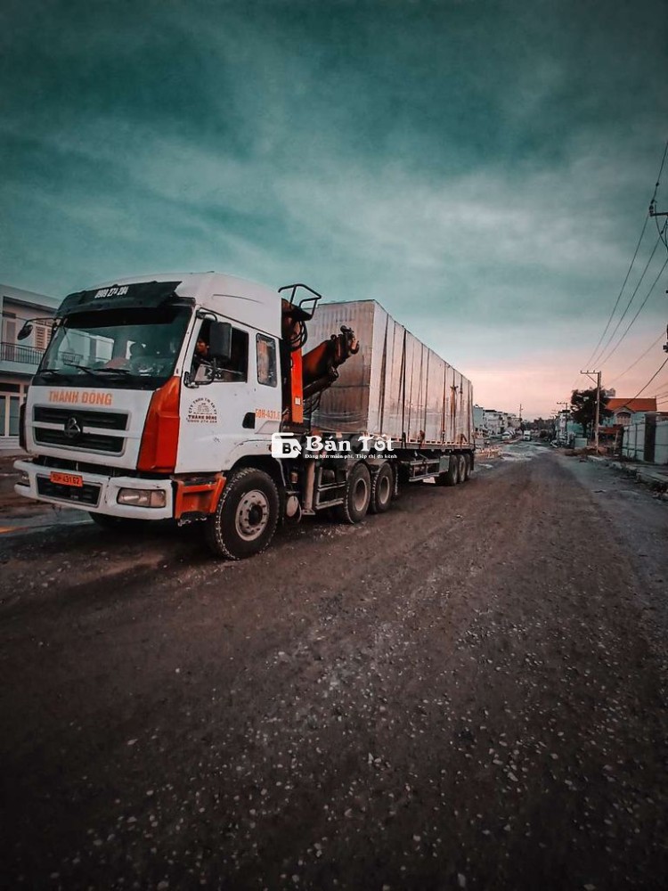 Tuyển Tài Xế Xe Đầu Kéo