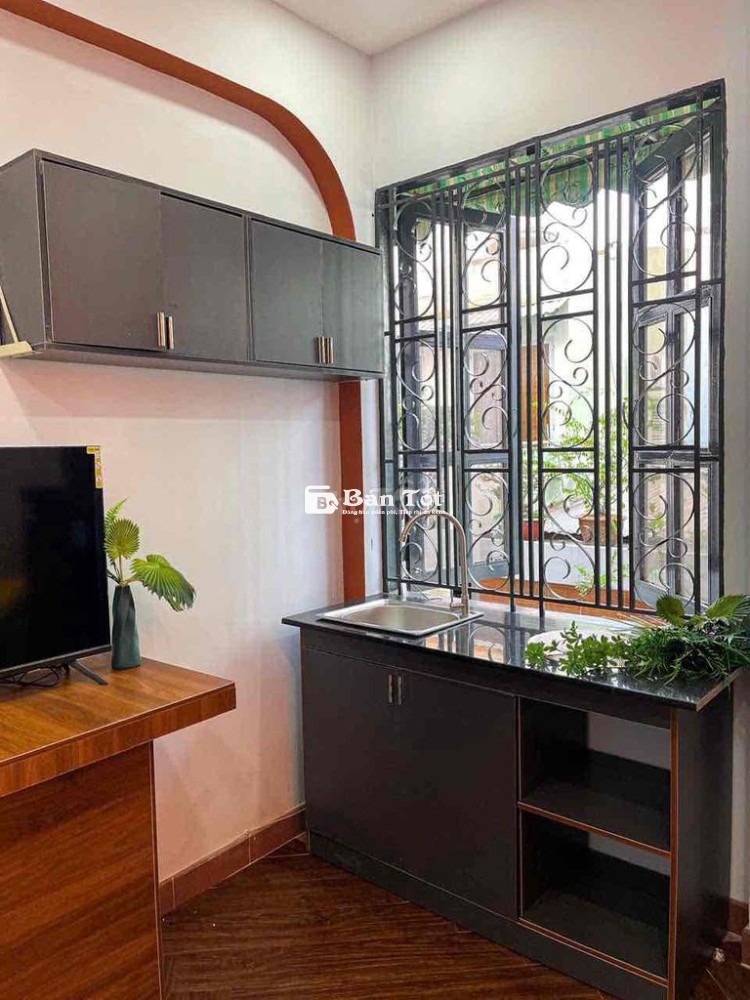 1 Phòng Ngủ 40m2 - Ban Công - Nguyễn Tri Phương - Gần cầu vượt 3/2