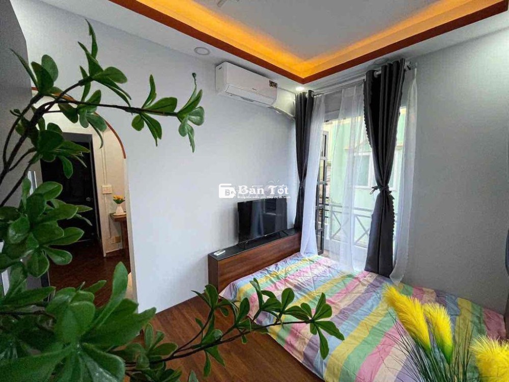 1 Phòng Ngủ 40m2 - Ban Công - Nguyễn Tri Phương - Gần cầu vượt 3/2