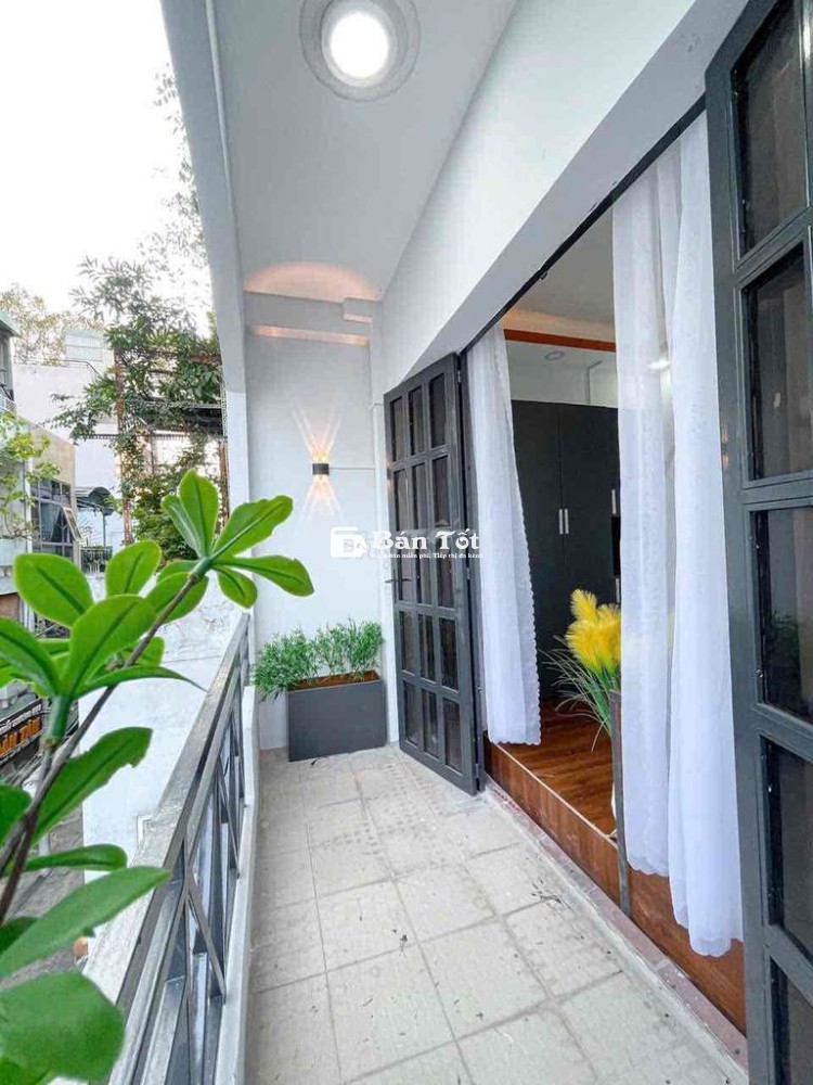1 Phòng Ngủ 40m2 - Ban Công - Nguyễn Tri Phương - Gần cầu vượt 3/2