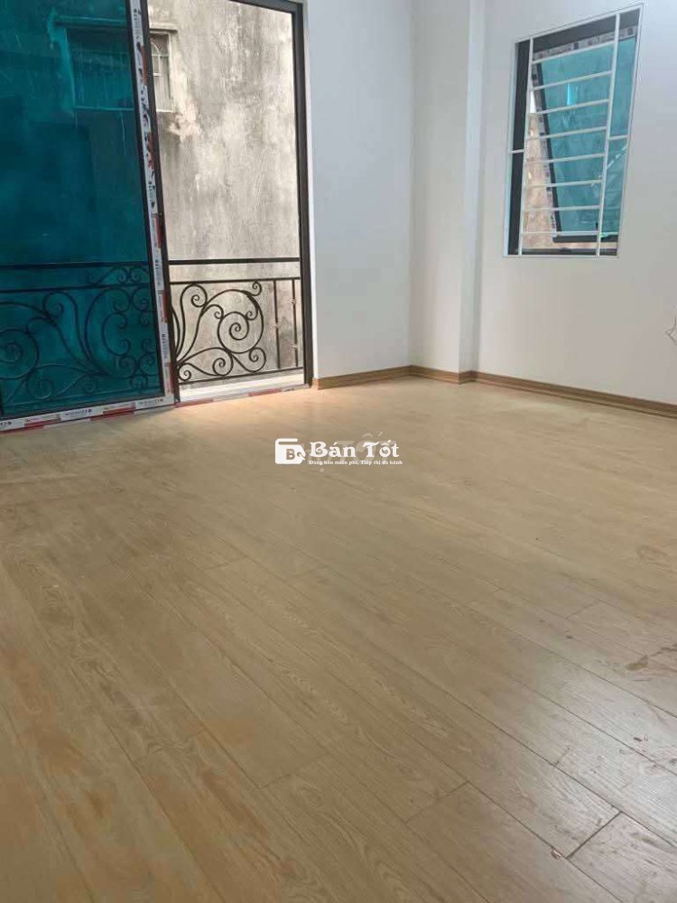 BÁN NHÀ TÔN ĐỨC THẮNG ĐỐNG ĐA HÀ NỘI,40M X5TẪNGX MT5,2M NHÀ MỚI Ở LUÔN