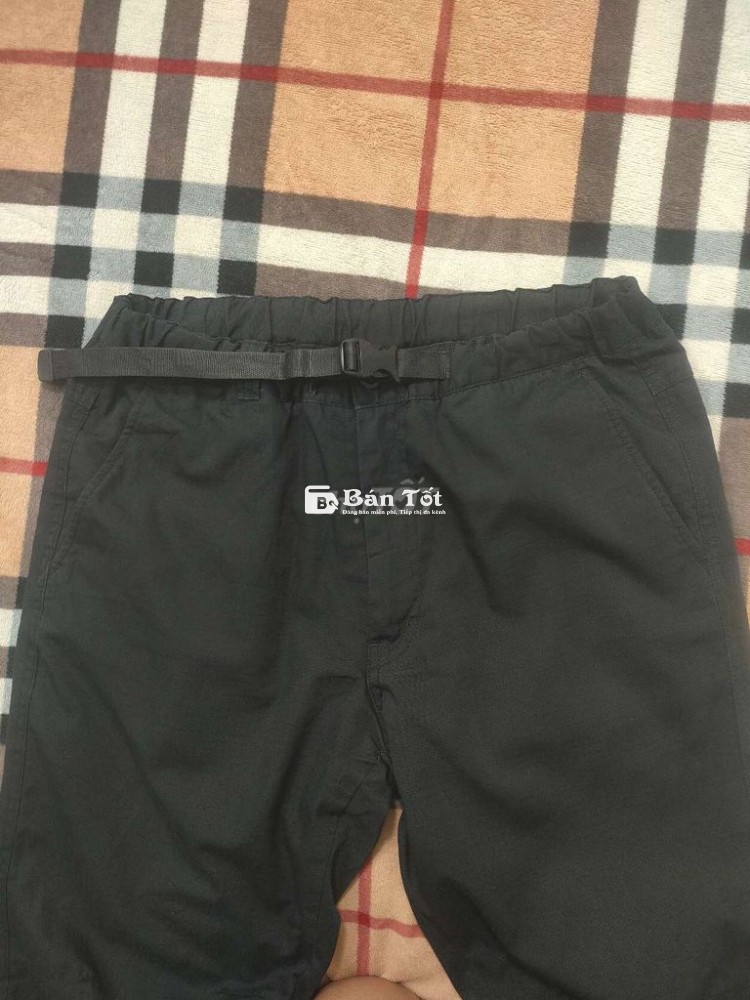 Quần hiệu UNIQLO chính hãng size 32, 33