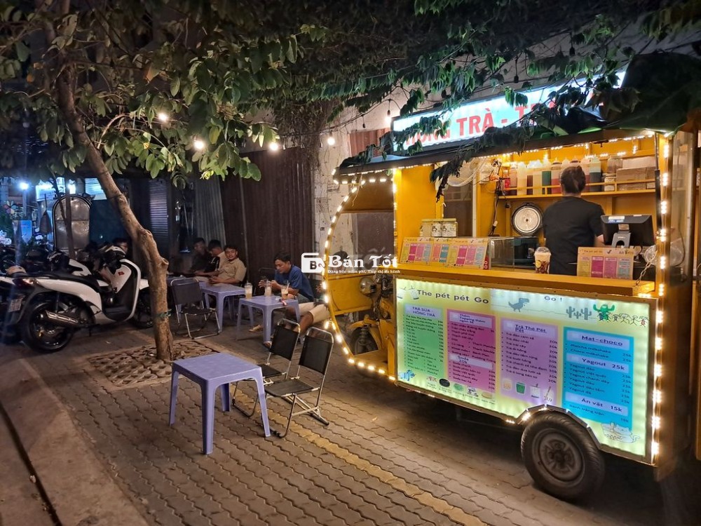 Tuyển nhân viên bán cà phê, trà chanh