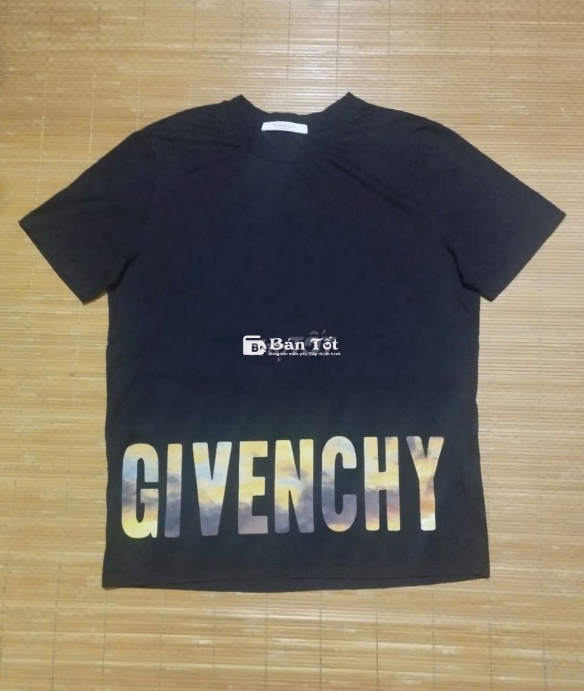 GIVENCHY /France/ Size M
