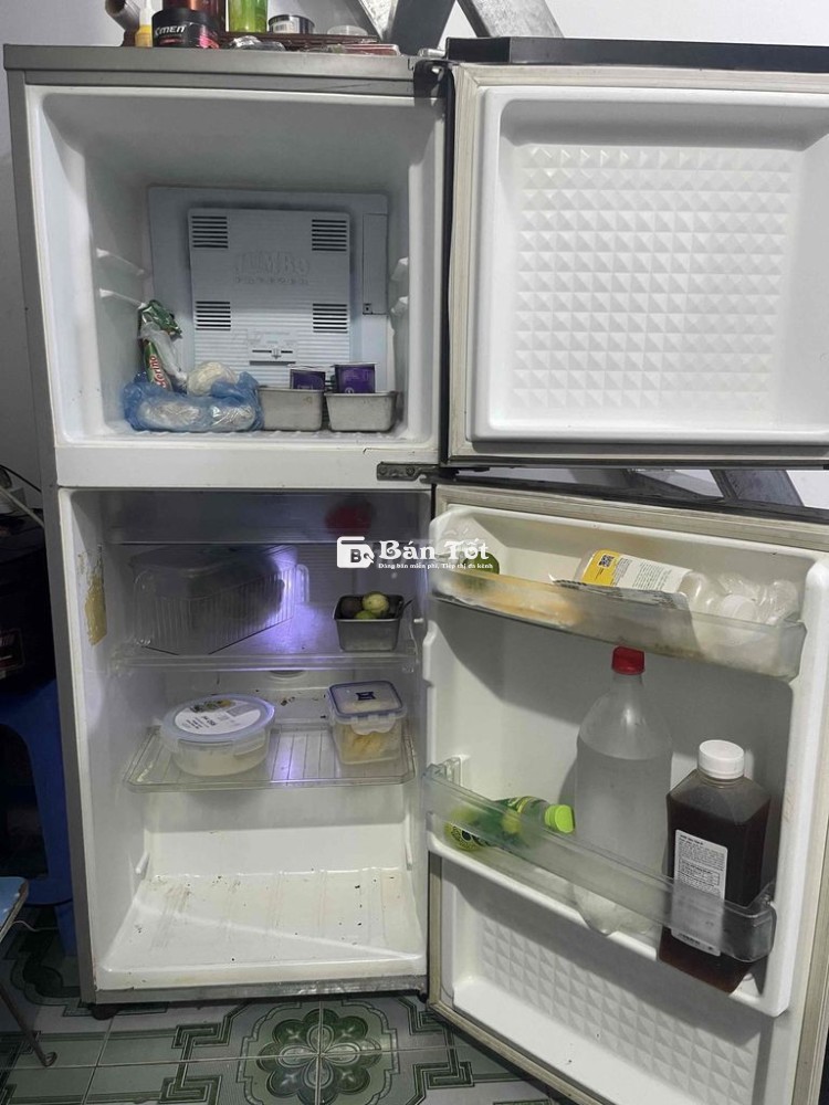 Cần bán lại tủ lạnh Panasonic do chuyển trọ  