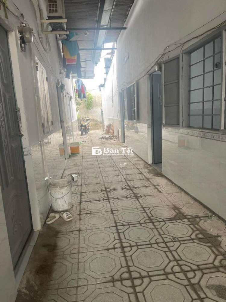 Cho thuê phòng trọ ngay đối diện mần non hoa sen P. Tân mai  900k