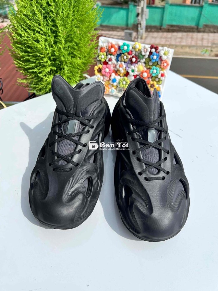Giày Adidas Adifom size chân 43-44 miễn ship