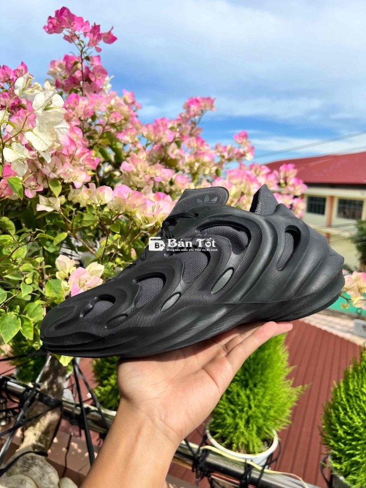 Giày Adidas Adifom size chân 43-44 miễn ship
