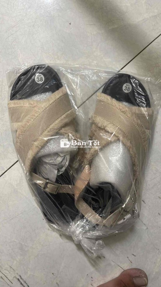 Dép thời trang nữ size 38