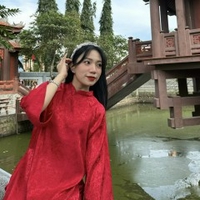 Nhật Uyên