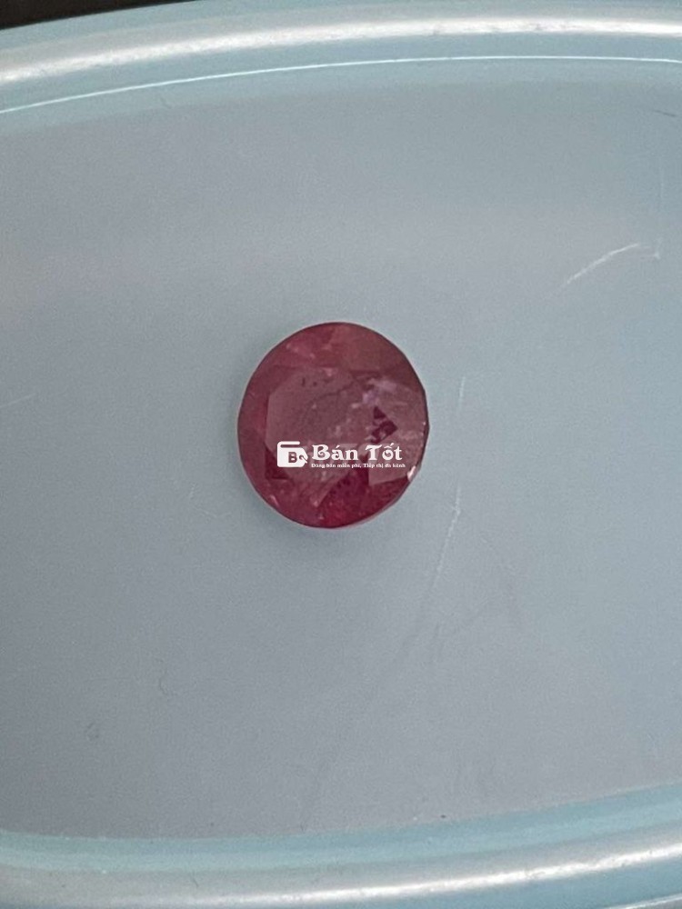 Viên ruby thái bán hoặc giao lưu