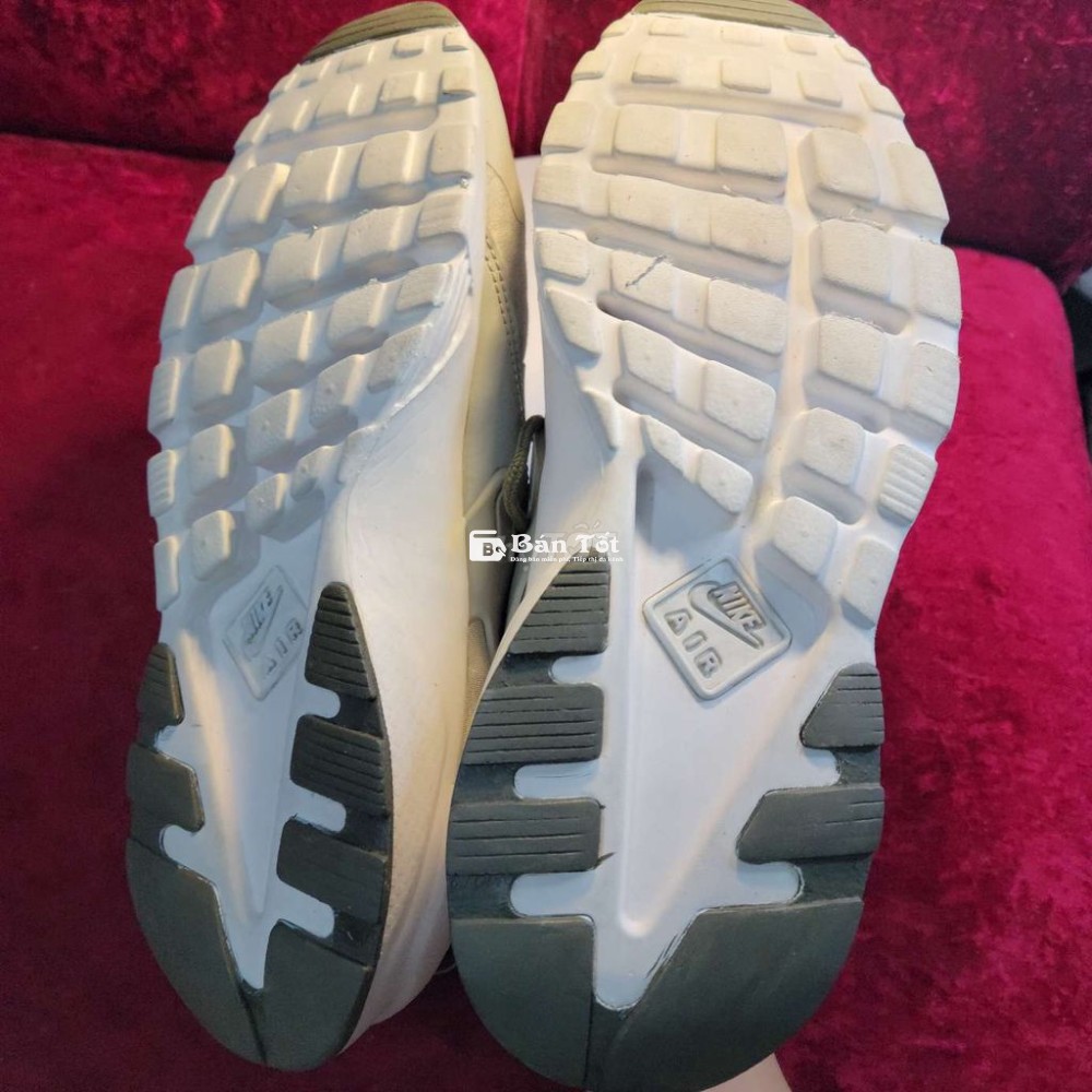 Nike hoarache running size 42
