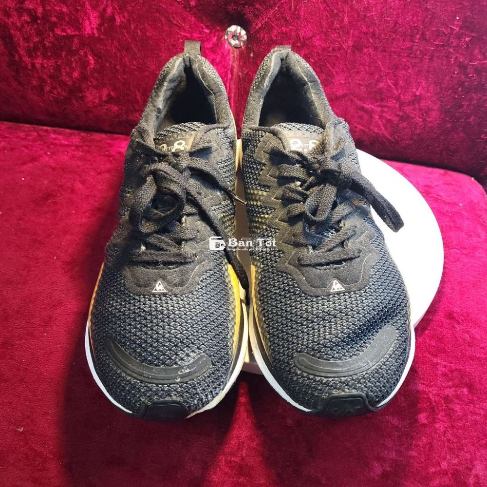 Giày hiệu Con Gà size 43