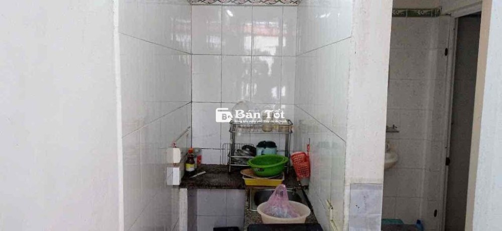 Phòng trọ 16m2 + bếp, 2 ban công, đối diện đại học Khoa Học Tự Nhiên