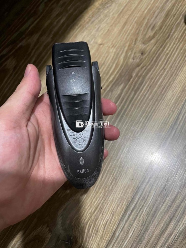 Cần bán xác máy cạo râu Braun 521 hoặc tìm thợ sửa chữa tại Hà Nội