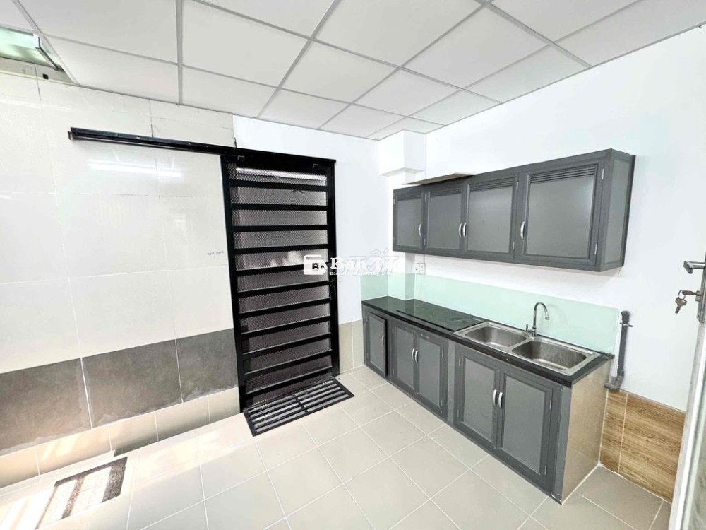Cho thuê căn hộ dịch vụ 50m2, full nội thất, giá 7.5 triệu