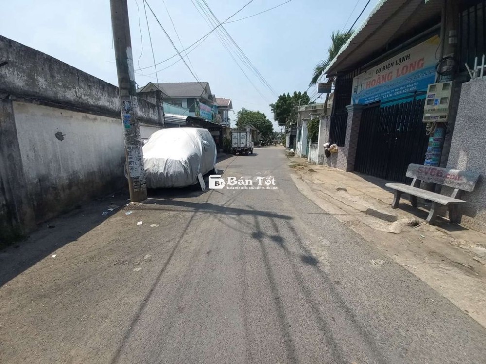 BÁN NHÀ TRẢNG DÀI, SỔ HỒNG THỔ CƯ, ĐƯỜNG NHỰA RỘNG 6m, SÂN OTO BÁN TẢI