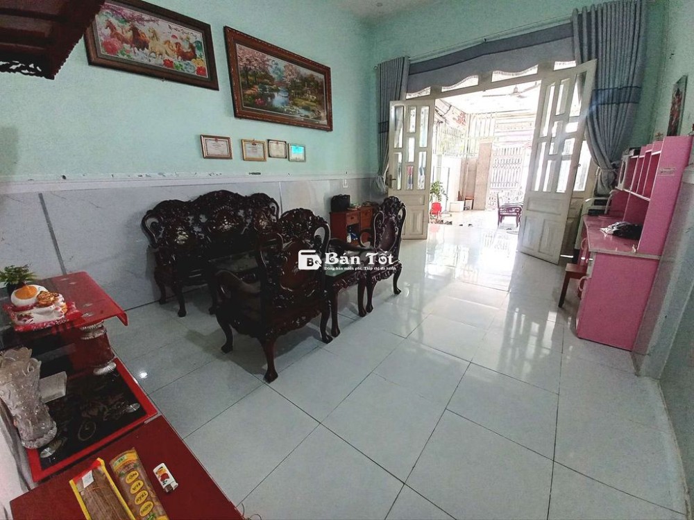 BÁN NHÀ TRẢNG DÀI, SỔ HỒNG THỔ CƯ, ĐƯỜNG NHỰA RỘNG 6m, SÂN OTO BÁN TẢI