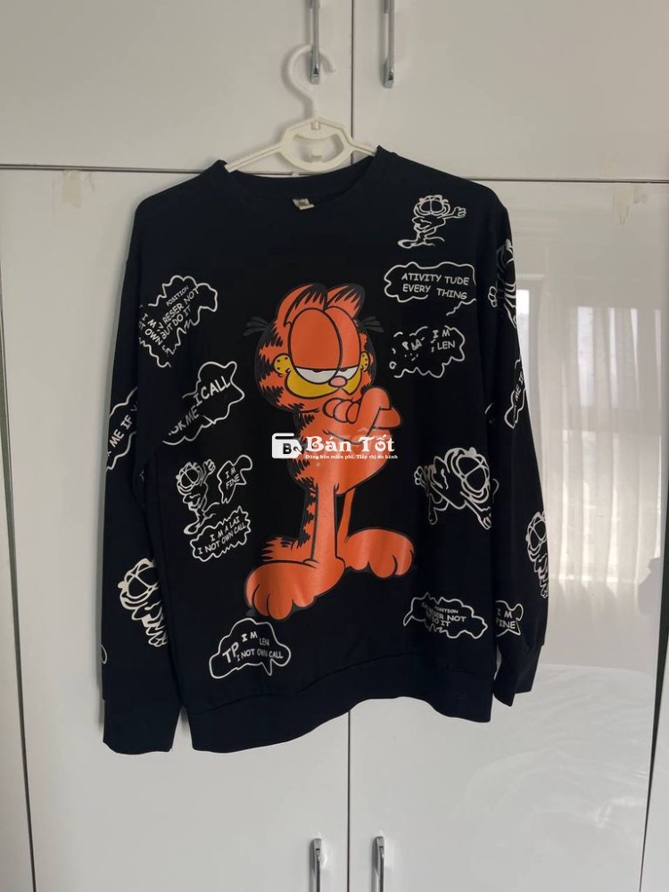 Áo Sweatshirt Garfield màu đen size L như new  