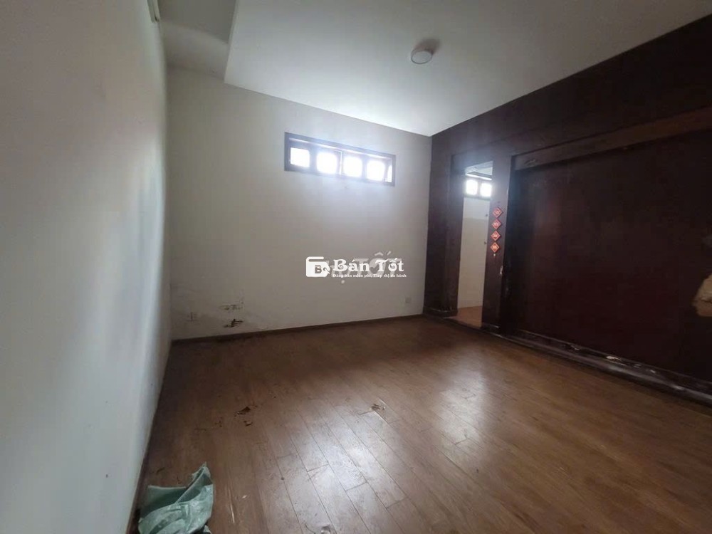 Cho thuê Biệt Thự đường Ngô Tất Tố - P22 - Bình Thạnh