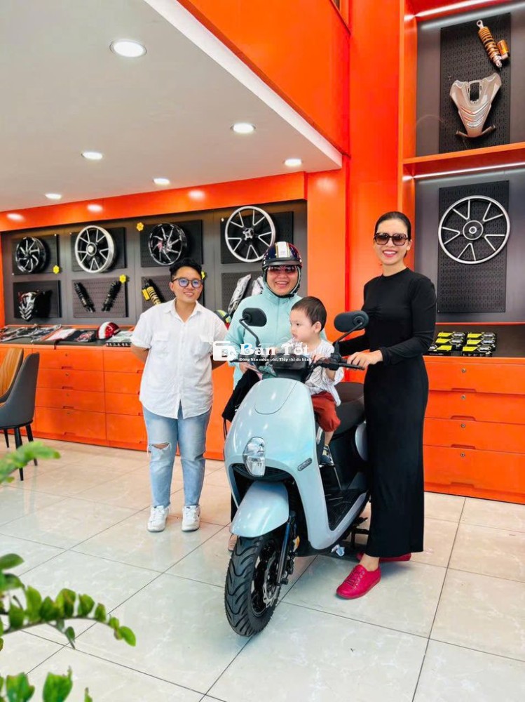 TUYỂN NHÂN VIÊN KINH DOANH XE MÁY (ĐI LÀM NGAY)