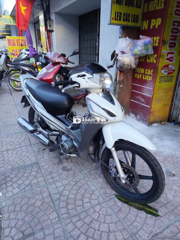 Xe không đi nữa cần bán  