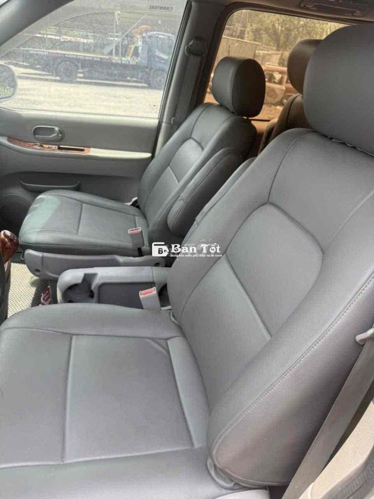 Kia Carnival 2007 GS 2.5 MT - 155000 km: Xe nhà, bảo dưỡng kỹ, giá tốt!