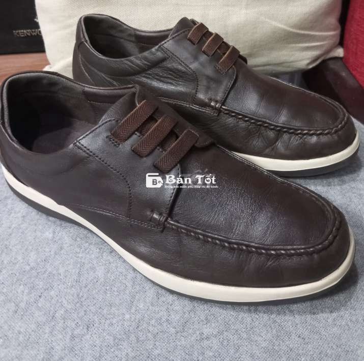 Giày da sneakers, Mỹ